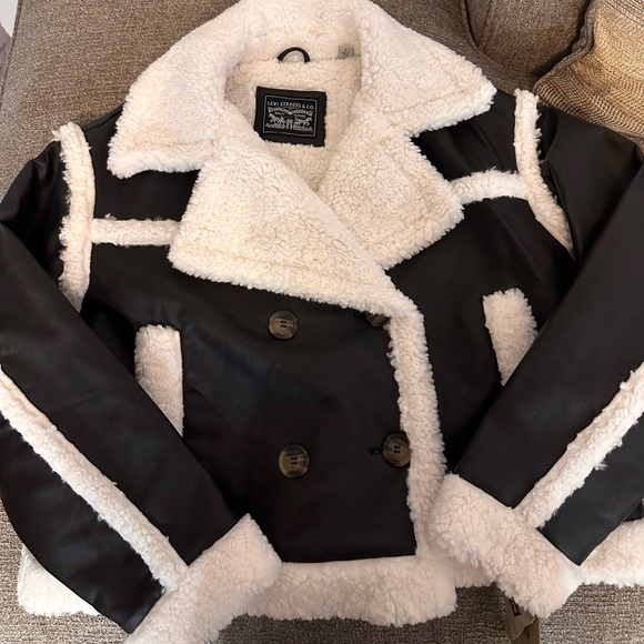 NEW Levi’s jacket - Picture 1 of 5